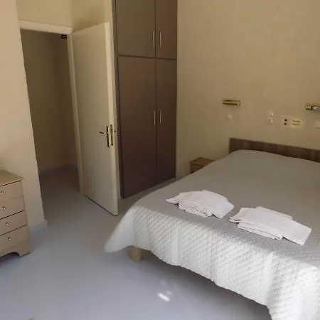 Afrodite Spacious Apartments! Agia Efimia