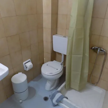 Afrodite Spacious Apartments! Aparthotel