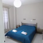 アパートホテル Afrodite Spacious Apartments! 3*