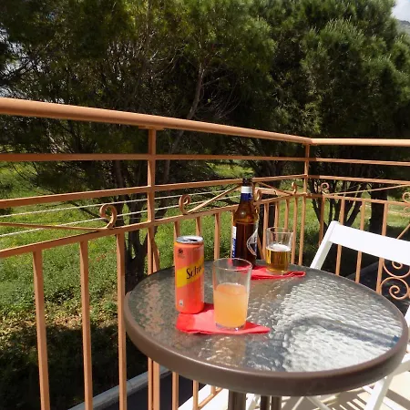 Aparthotel Afrodite Spacious Apartments! 2*