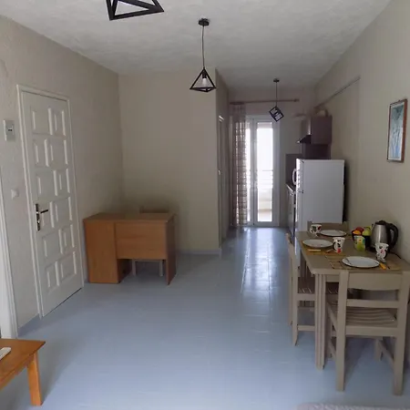 Afrodite Spacious Apartments! 3*