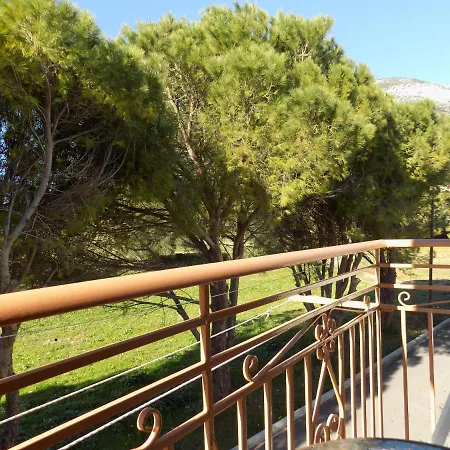 Afrodite Spacious Apartments! Appart hôtel Agia Efimia