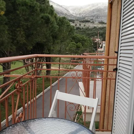 Aparthotel Afrodite Spacious Apartments! 2*