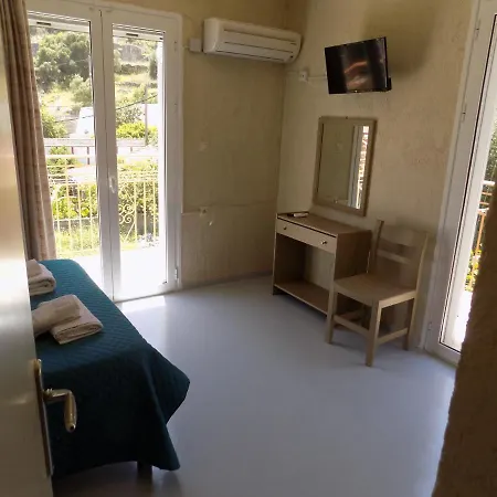 Afrodite Spacious Apartments! 3*