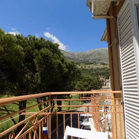 Aparthotel Afrodite Spacious Apartments! 2*