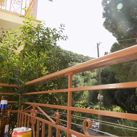 Afrodite Spacious Apartments! Aparthotel Agia Efimia