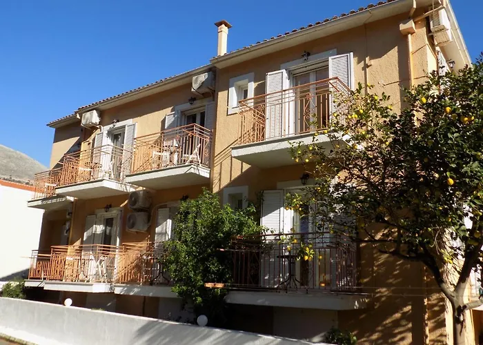 Afrodite Spacious Apartments! 3* Agia Efimia