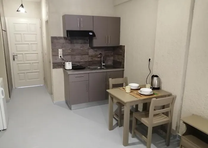 Afrodite Spacious Apartments! アパートホテル 3*