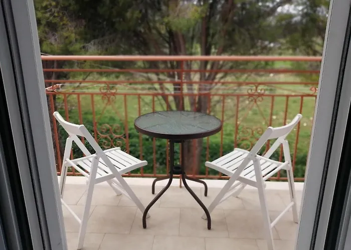 Afrodite Spacious Apartments! 3*