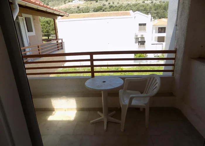 Afrodite Spacious Apartments! アパートホテル Agia Efimia