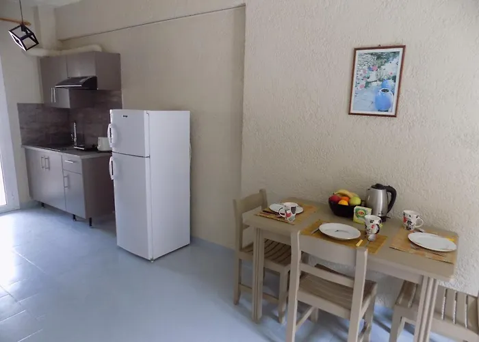 Afrodite Spacious Apartments! アパートホテル 3*