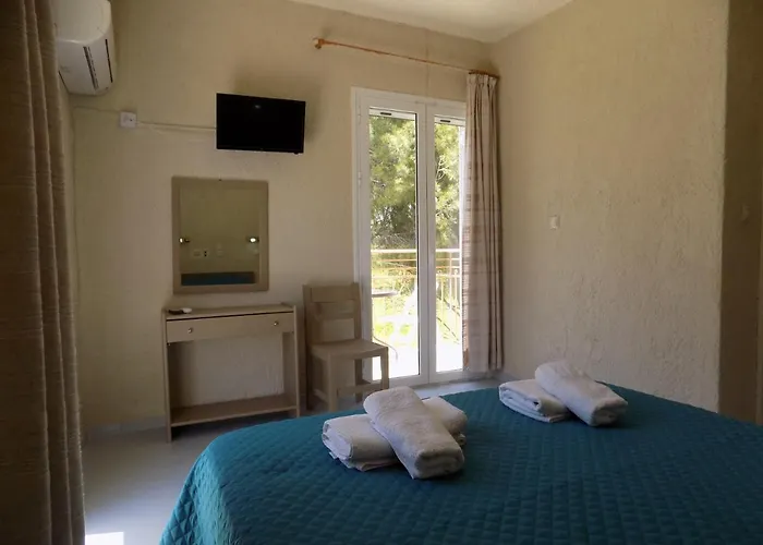 Afrodite Spacious Apartments! アパートホテル