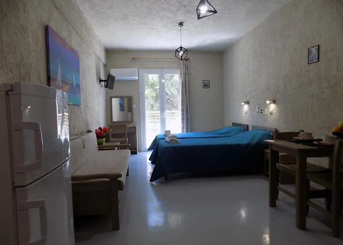 Afrodite Spacious Apartments! 3* Agia Efimia