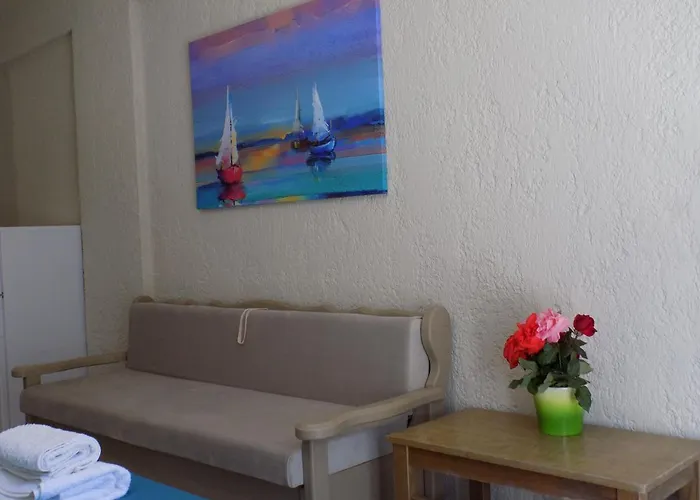 アパートホテル Afrodite Spacious Apartments! Agia Efimia