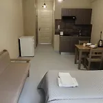 Afrodite Spacious Apartments! Aparthotel