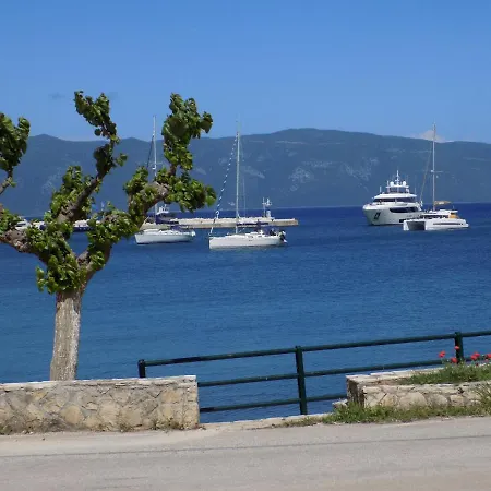 Afrodite Spacious Apartments! Hotel de apartamente Agia Efimia